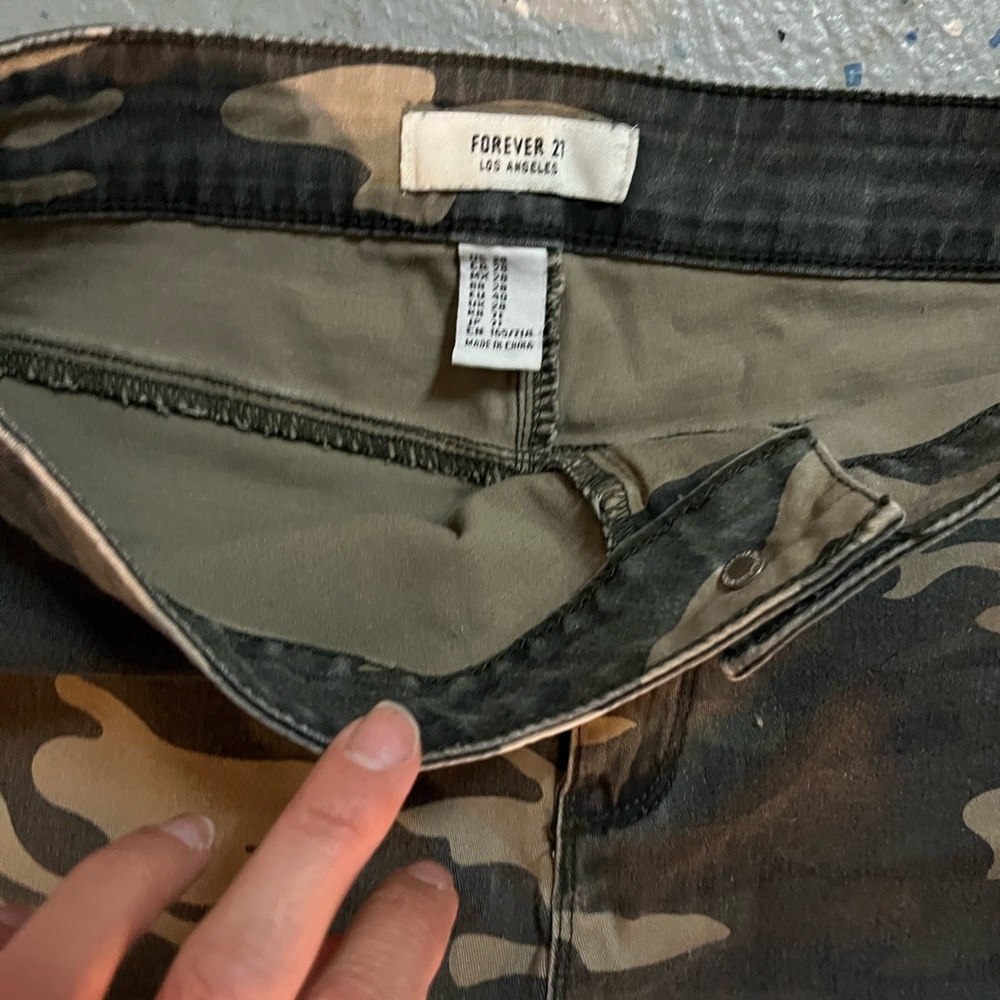 F21 Camo Jeans - Picture 2 of 3